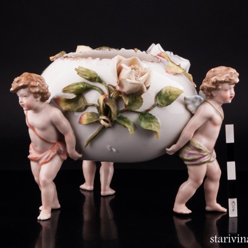 Пасхальная композиция с тремя путти, Sitzendorf, Германия, кон. 19 в