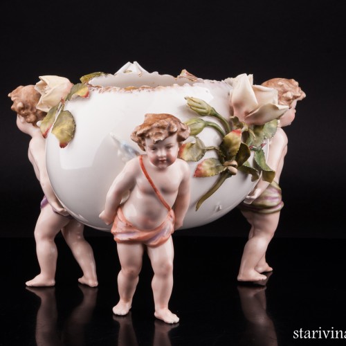 Пасхальная композиция с тремя путти, Sitzendorf, Германия, кон. 19 в