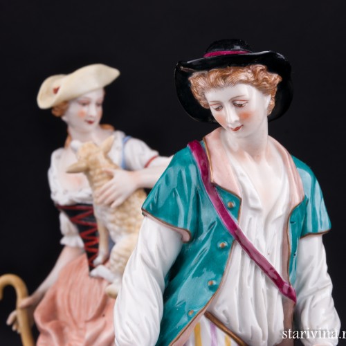 Пастушки с собакой и овечками, Volkstedt, Германия, 1915-36 гг