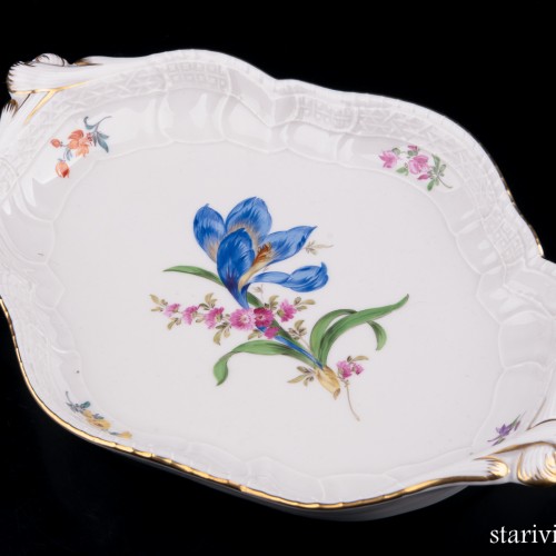 Фарфоровоее блюдо Крокус, Meissen, Германия, вт. пол. 20 в