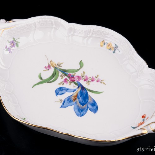 Фарфоровоее блюдо Крокус, Meissen, Германия, вт. пол. 20 в