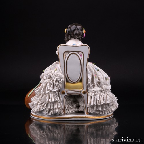 Девушка с лютней, кружевная, Volkstedt, Германия, до 1935 г