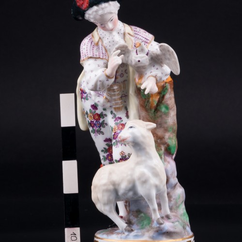 Статуэтка из фарфора Юноша с овечкой и голубем, Samson, Франция, 19 в.
