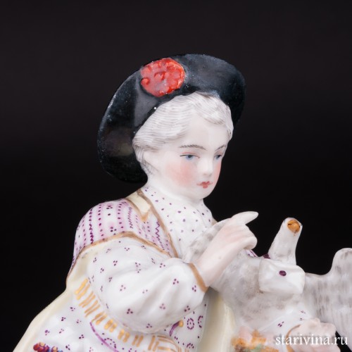 Статуэтка из фарфора Юноша с овечкой и голубем, Samson, Франция, 19 в.