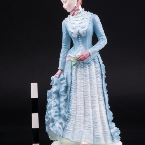 1878: Платье с турнюром, Royal Worcester, Великобритания, 1990 г