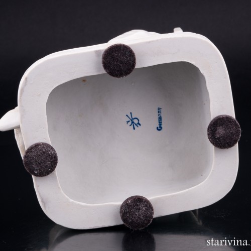 Девочка с корзиной цветов, Scheibe-Alsbach, Германия, сер. 20 в