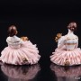 Две сидящих девочки, миниатюра, кружевная, Muller & Co, Германия, нач. 20 в