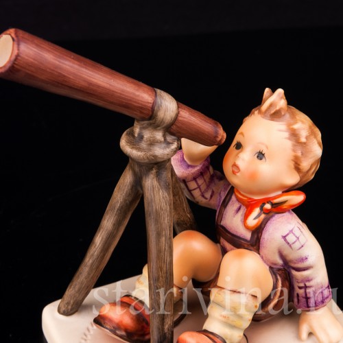 Мальчик с подзорной трубой, Goebel, Германия