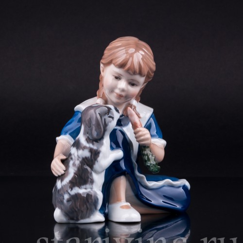 Девочка с кроликом, Royal Copenhagen, Дания