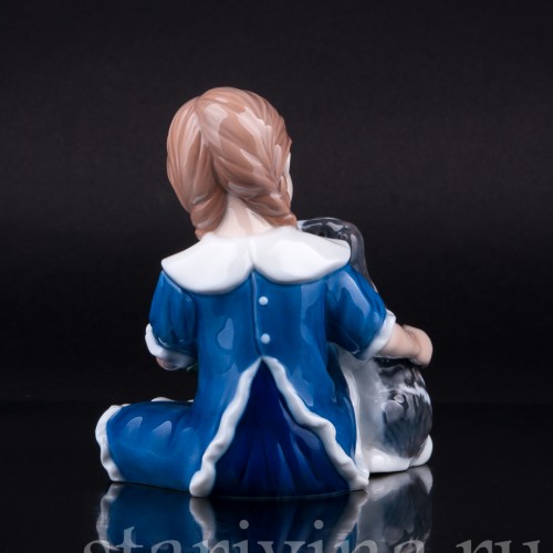 Девочка с кроликом, Royal Copenhagen, Дания