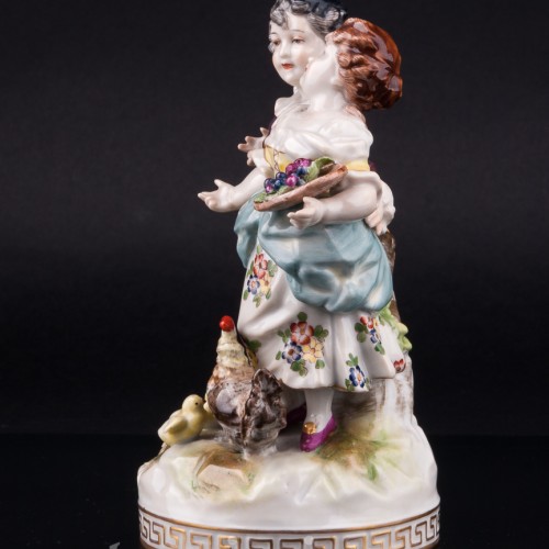 Дети, кормящие домашних птиц, Volkstedt, Германия, до 1935 г