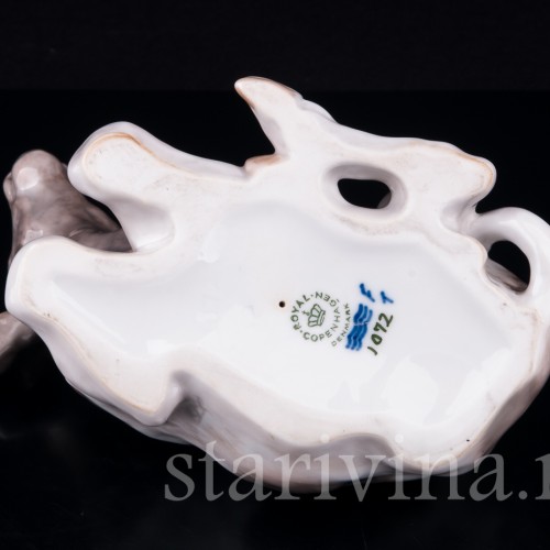 Лежащий бычок, Royal Copenhagen, Дания