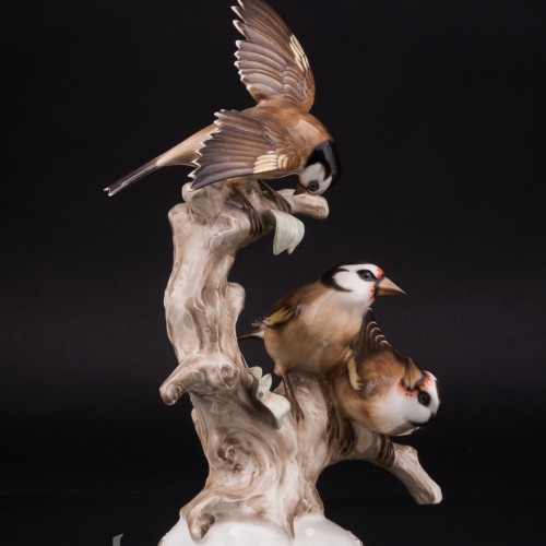 Фарфоровая статуэтка птиц Три щегла на дереве, Hutschenreuther, Германия, 1938-55 гг.