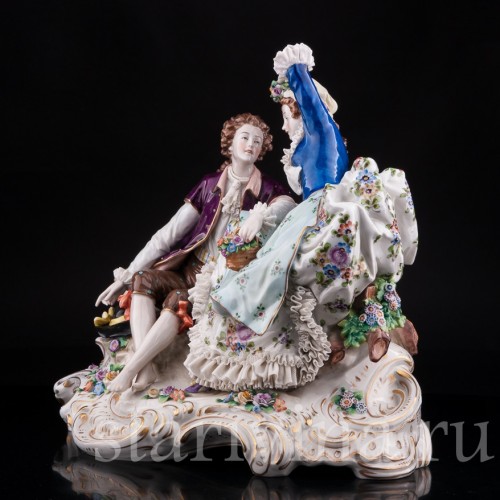 Фарфоровая статуэтка Большая пасторальная пара, Sitzendorf, Германия, пер. пол. 20 в.