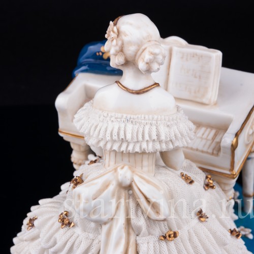 Девушка за клавесином, кружевная, E. A. Muller, Германия, до 1927 г