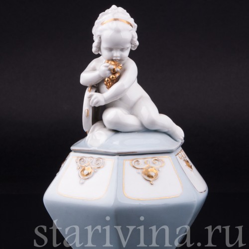 Девочка с виноградом и бубном, шкатулка, Hertwig & Co, Германия, нач. 20 в