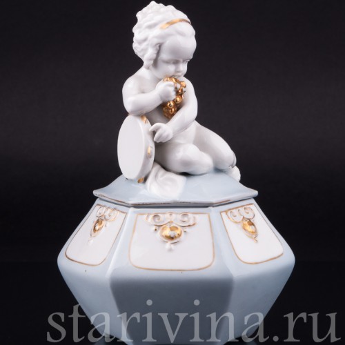 Девочка с виноградом и бубном, шкатулка, Hertwig & Co, Германия, нач. 20 в