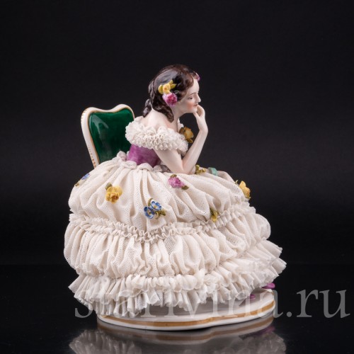 Девушка с лютней, кружевная, Volkstedt, Германия, сер. 20 в