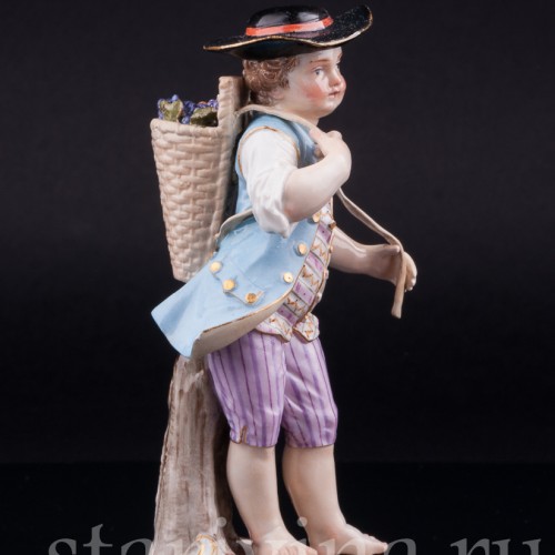 Мальчик с корзиной винограда, Meissen, Германия, 19 в