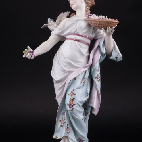 Девушка с голубем, Volkstedt, Германия, 19 в