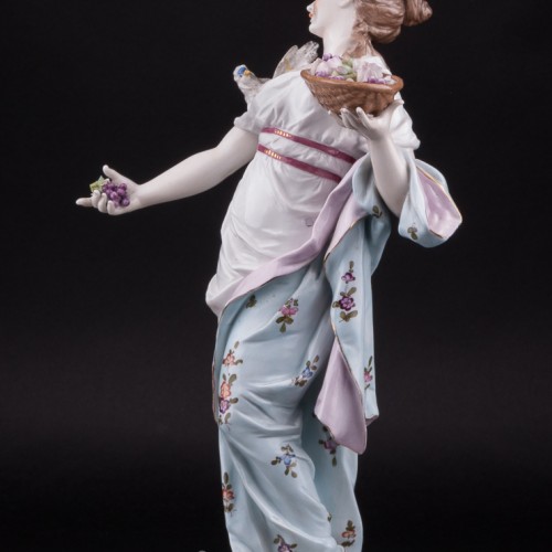 Девушка с голубем, Volkstedt, Германия, 19 в