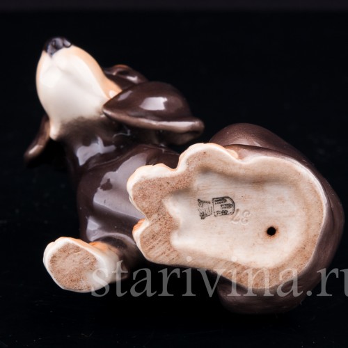 Фарфоровая статуэтка собак Сидящая такса, миниатюра, Von Schierholz, Германия, 1950 гг.