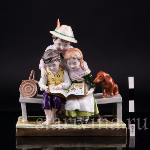 Дети, читающие книжку, Scheibe-Alsbach, Германия, вт. пол. 20 в