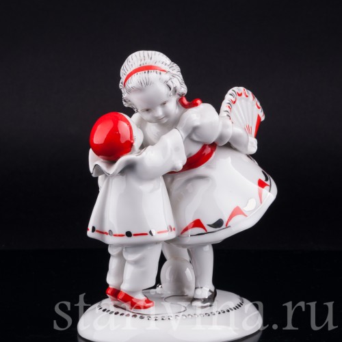 Девочка с веером и маленький пьеро, Hertwig & Co, Германия, пер. пол. 20 в