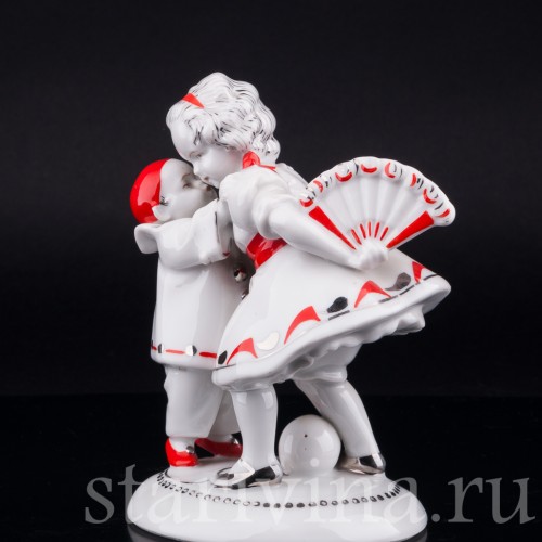 Девочка с веером и маленький пьеро, Hertwig & Co, Германия, пер. пол. 20 в