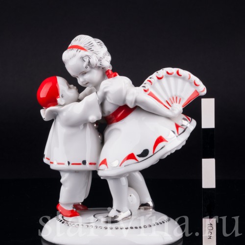 Девочка с веером и маленький пьеро, Hertwig & Co, Германия, пер. пол. 20 в