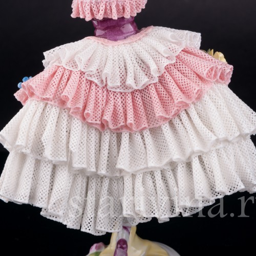 Балерина в бело-розовом платье, кружевная, Volkstedt, Германия, вт. пол. 20 в