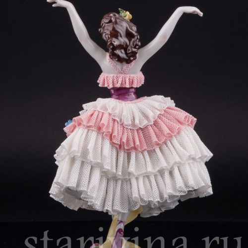 Балерина в бело-розовом платье, кружевная, Volkstedt, Германия, вт. пол. 20 в