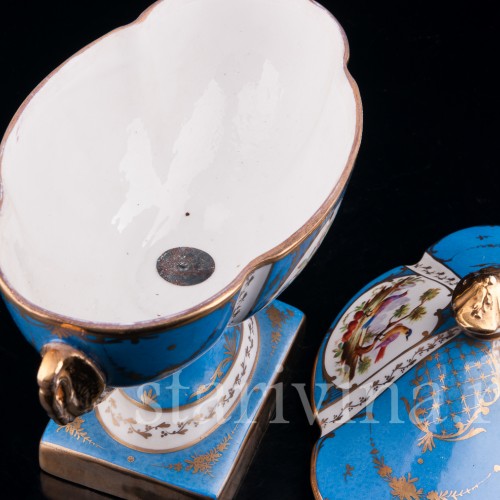Вазон с крышкой, Sevres, Франция, 18 в