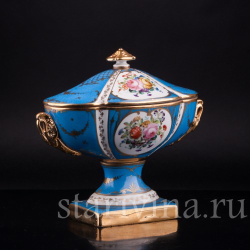 Вазон с крышкой, Sevres, Франция, 18 в