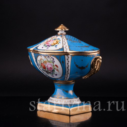 Вазон с крышкой, Sevres, Франция, 18 в
