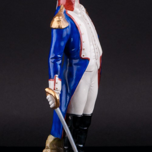 Статуэтка офицера из фарфора Жильбер Лафайет, Scheibe-Alsbach, Германия.
