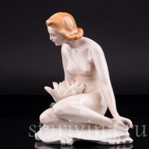 Девушка с лилией, Karl Ens, Германия, 1920-30 гг
