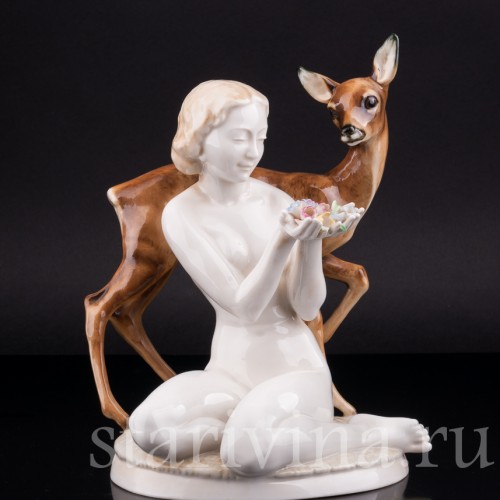 Фигурка из фарфора "Лесная идиллия", обнаженная девушка с ланью, Hutschenreuther, Германия, 1938-55 гг.