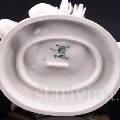 Фигурка из фарфора "Лесная идиллия", обнаженная девушка с ланью, Hutschenreuther, Германия, 1938-55 гг.