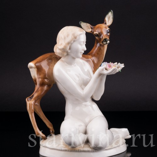 Фигурка из фарфора "Лесная идиллия", обнаженная девушка с ланью, Hutschenreuther, Германия, 1938-55 гг.