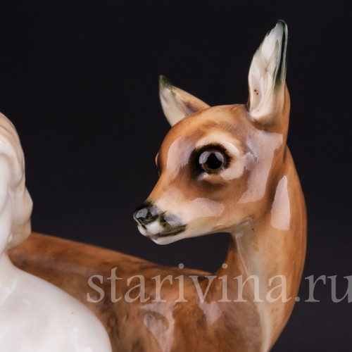 Фигурка из фарфора "Лесная идиллия", обнаженная девушка с ланью, Hutschenreuther, Германия, 1938-55 гг.