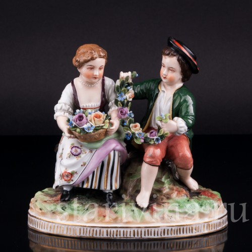 Пара с цветами и гирляндой, Volkstedt, Германия, кон. 19 в