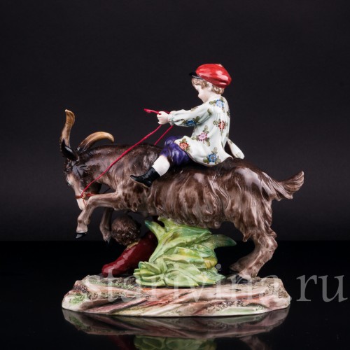 Дети, играющие с козлом, Ernst Bohne Sohne, Германия, нач. 20 в