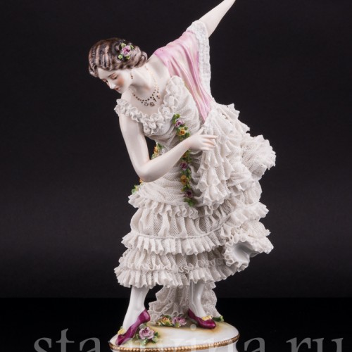 Вера Трефилова в роли Китри, кружевная, Volkstedt, Германия, до 1935 г