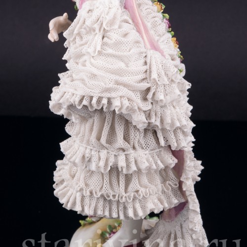 Вера Трефилова в роли Китри, кружевная, Volkstedt, Германия, до 1935 г