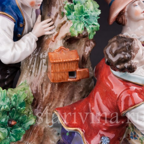 Фарфоровая композиция Тайный поклонник, Sitzendorf, Германия, вт. пол. 20 в.