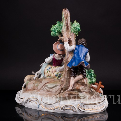 Фарфоровая композиция Тайный поклонник, Sitzendorf, Германия, вт. пол. 20 в.