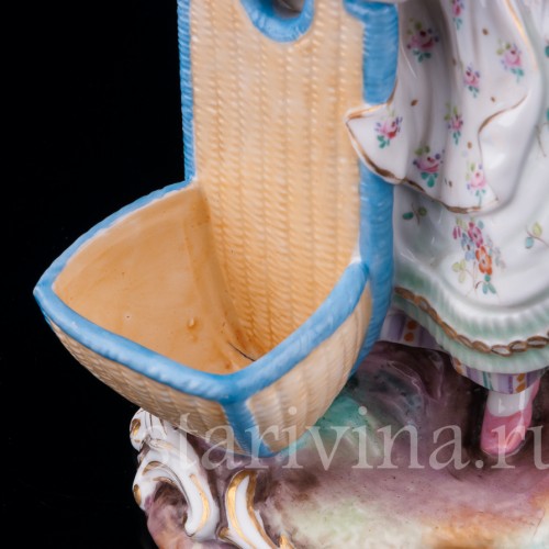 Фарфоровые статуэтки Пара с корзинами, Wallendorf, Германия, 19 в.