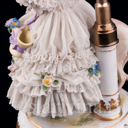 Дама с собакой, кружевная, лампа, Muller & Co, Германия, 1920-30 гг