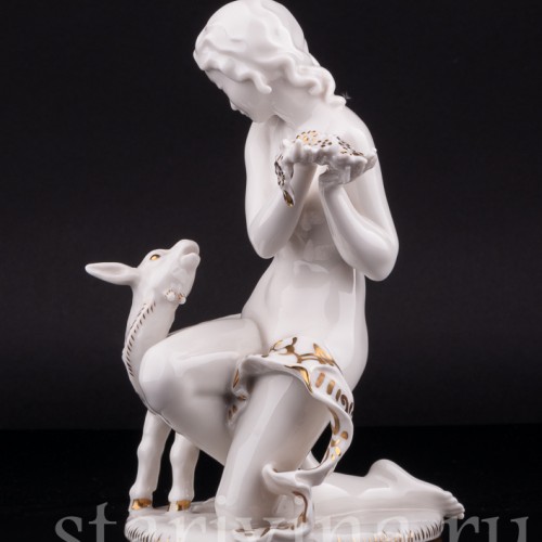 "Грация" (обнаженная девушка с козленком), Hutschenreuther, Германия, 1920-38 гг